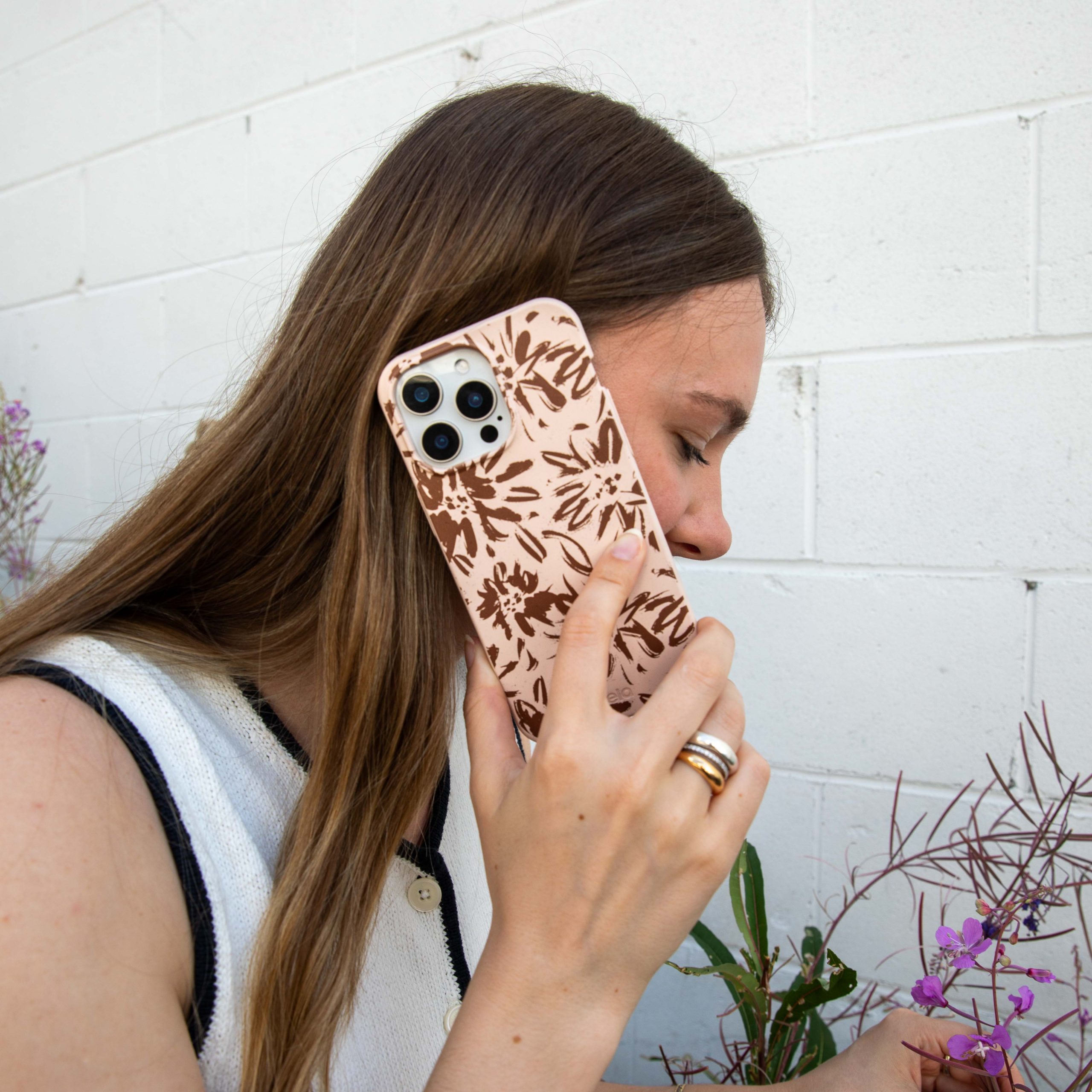 PETAL-BURST_S24ULTRA_Seashell