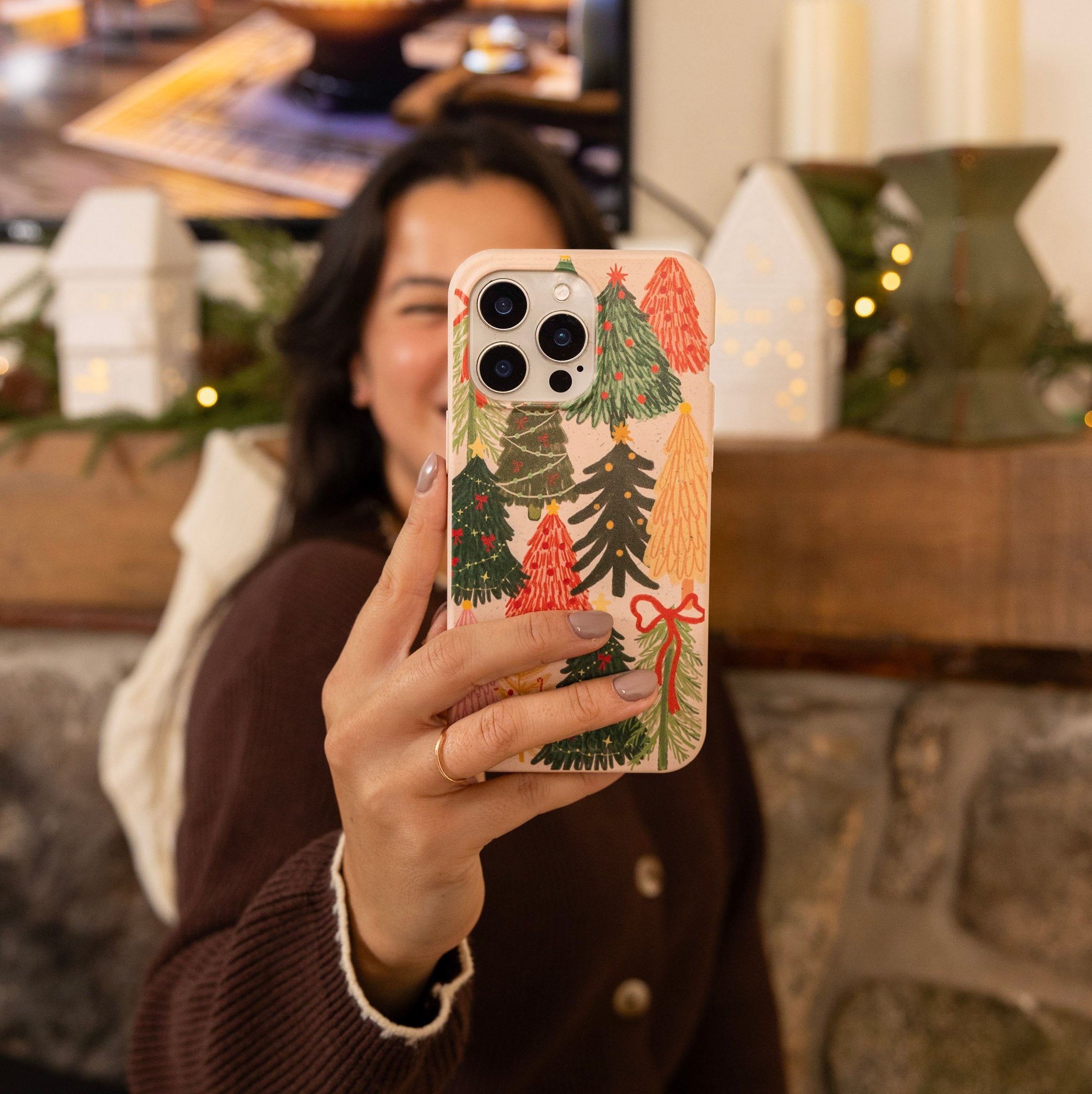 FESTIVE-TREES_PX7A_Seashell