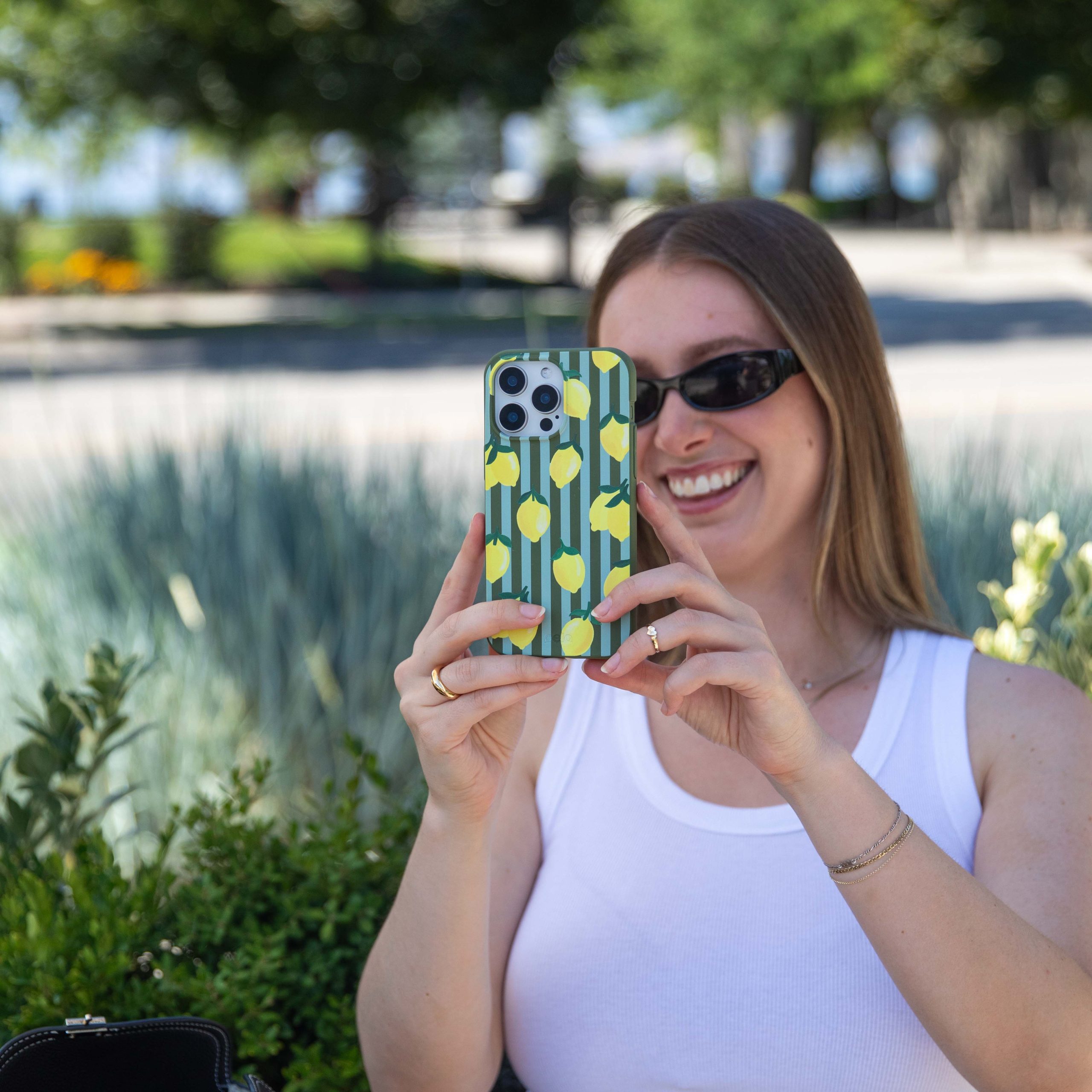 ZESTY-LINES_IP13MINI_ForestFloor