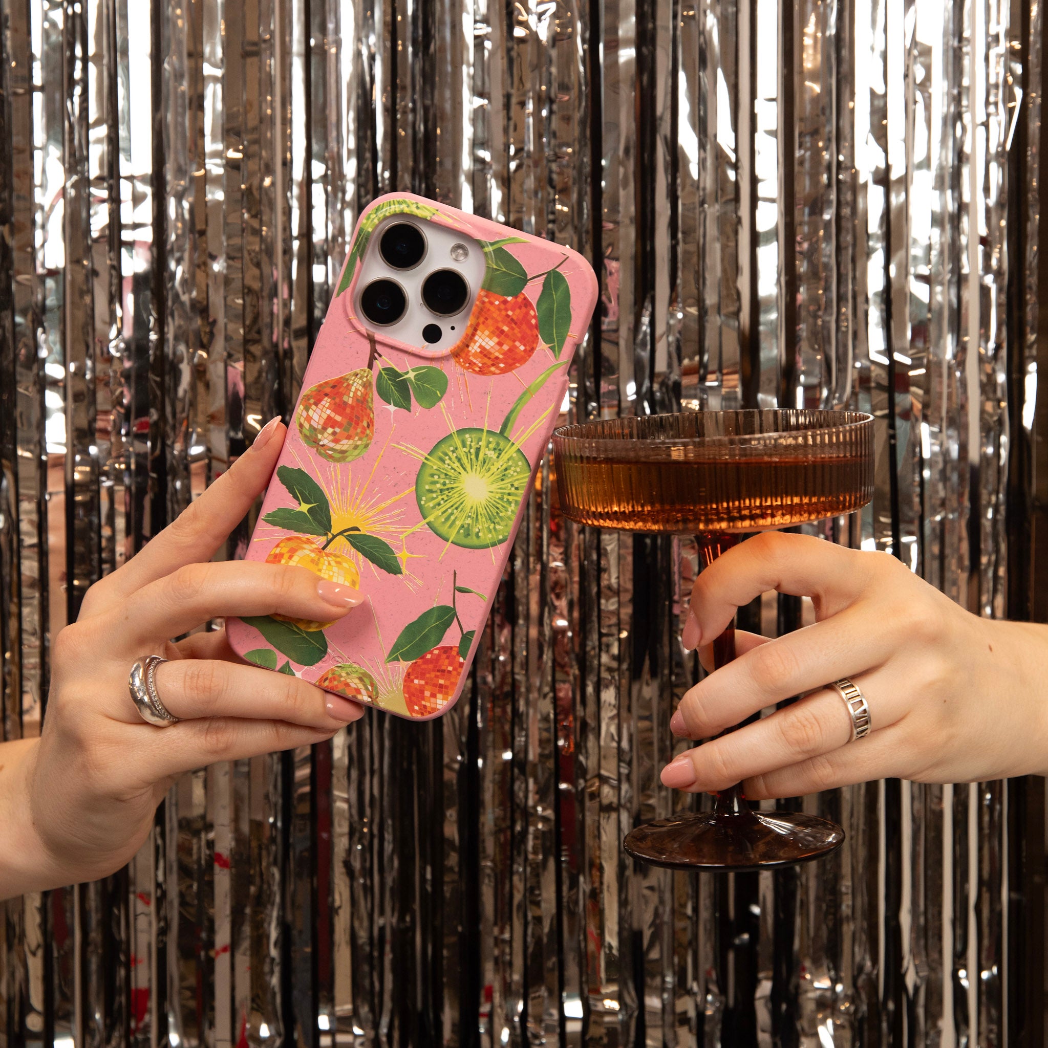 DISCO-FRUITY_IP15P_BubblegumPink