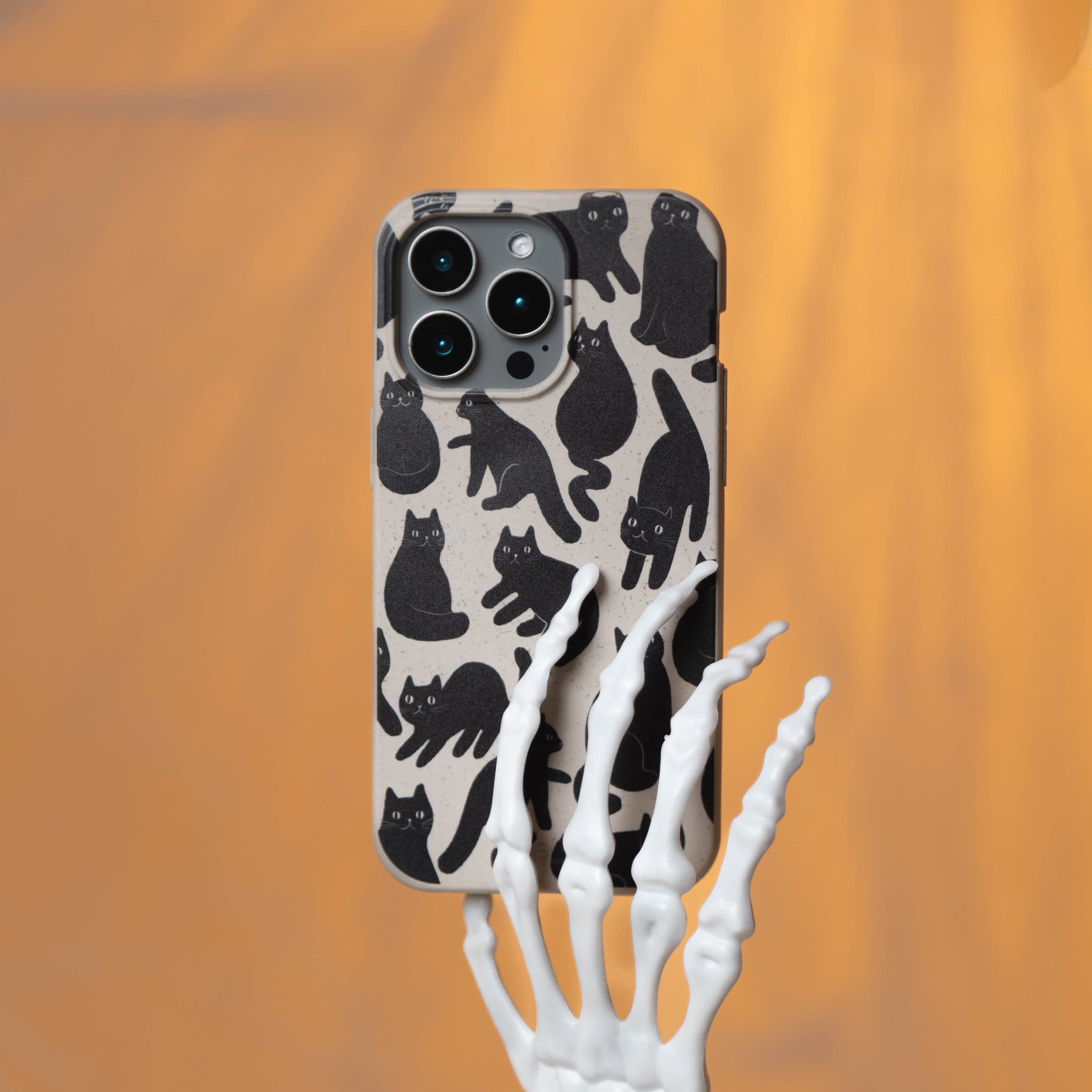 NIGHT-MEOWERS_S24_LondonFog