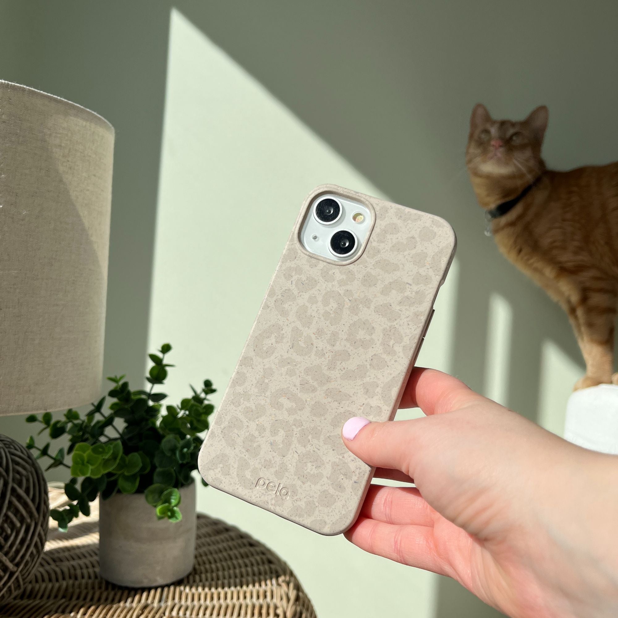 SAND-LEOPARD_IP7_LondonFog