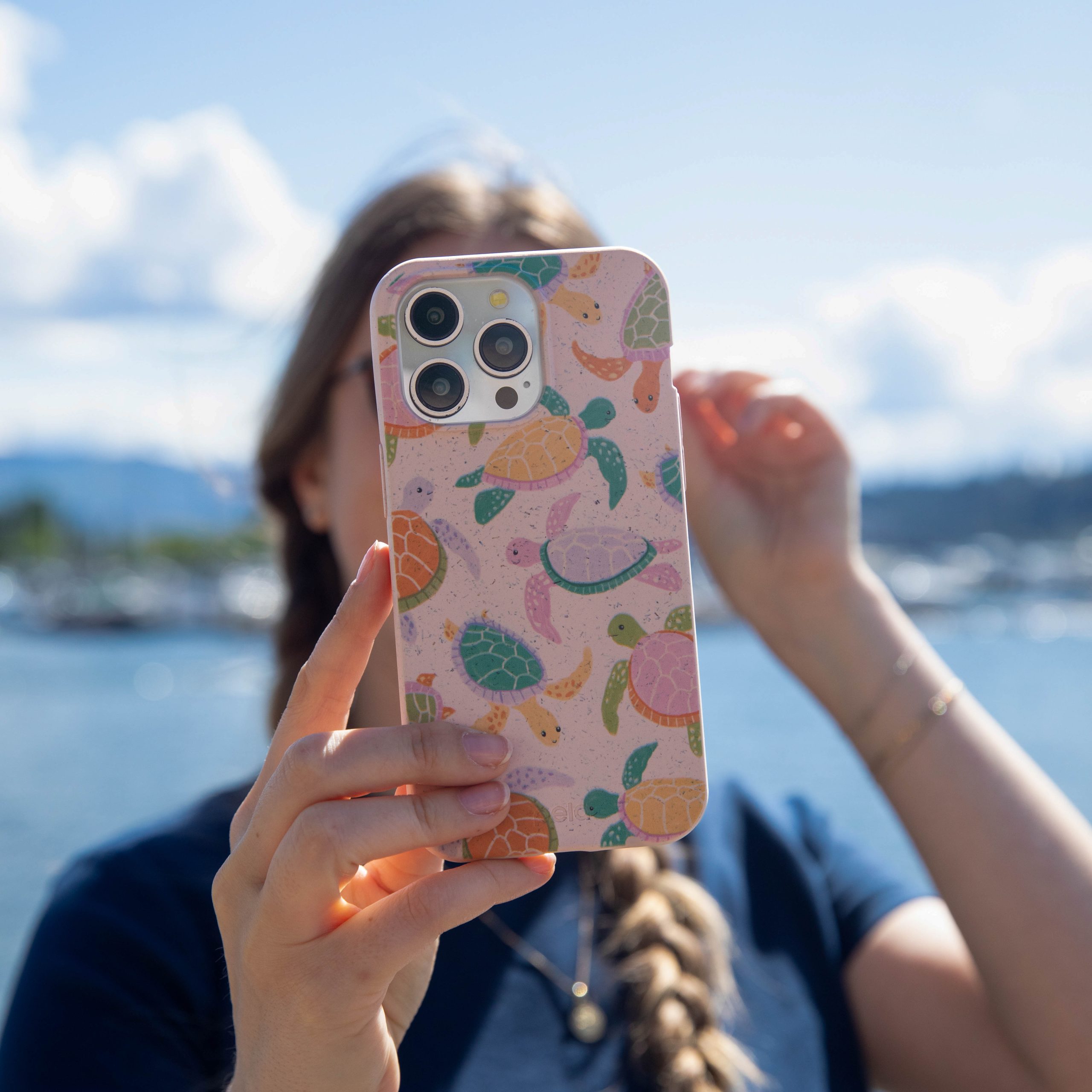 SEA-TURTLE-PARTY_IP13MINI_Seashell