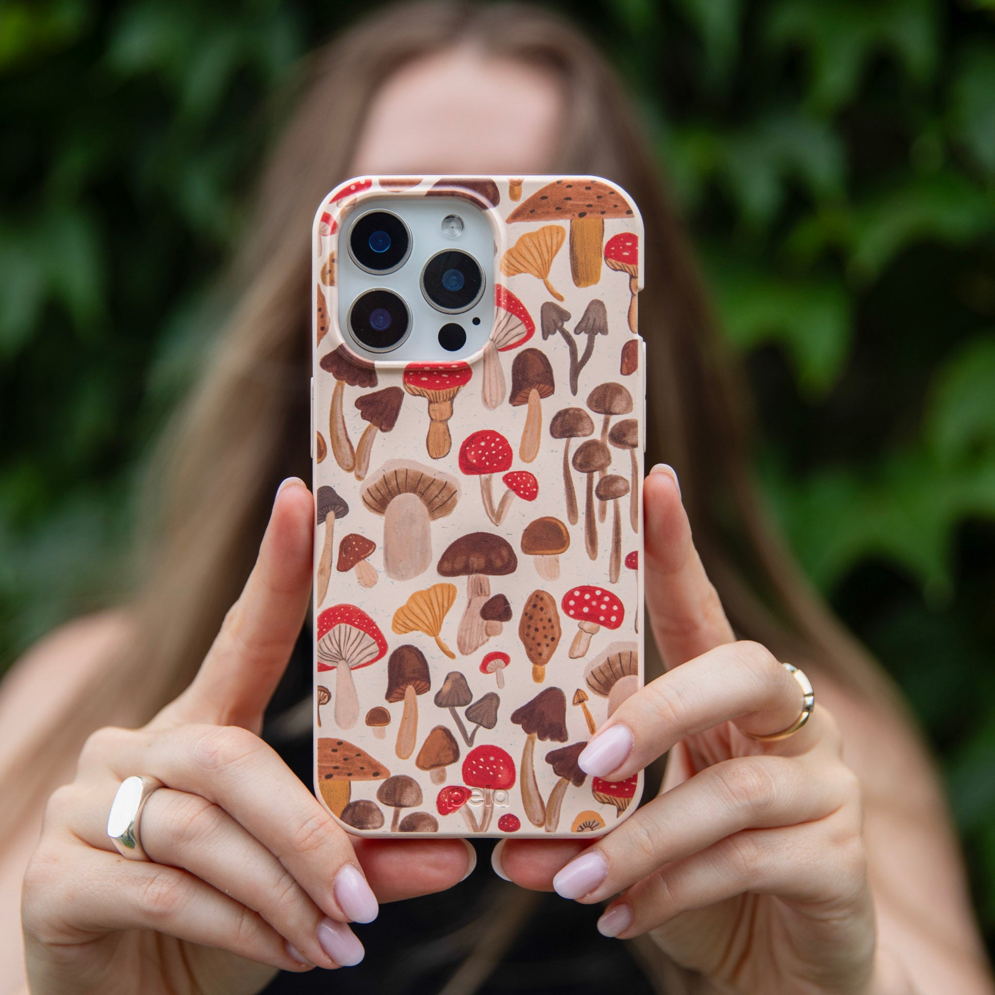 SHROOMY-DAYS_IP13MINI_Seashell