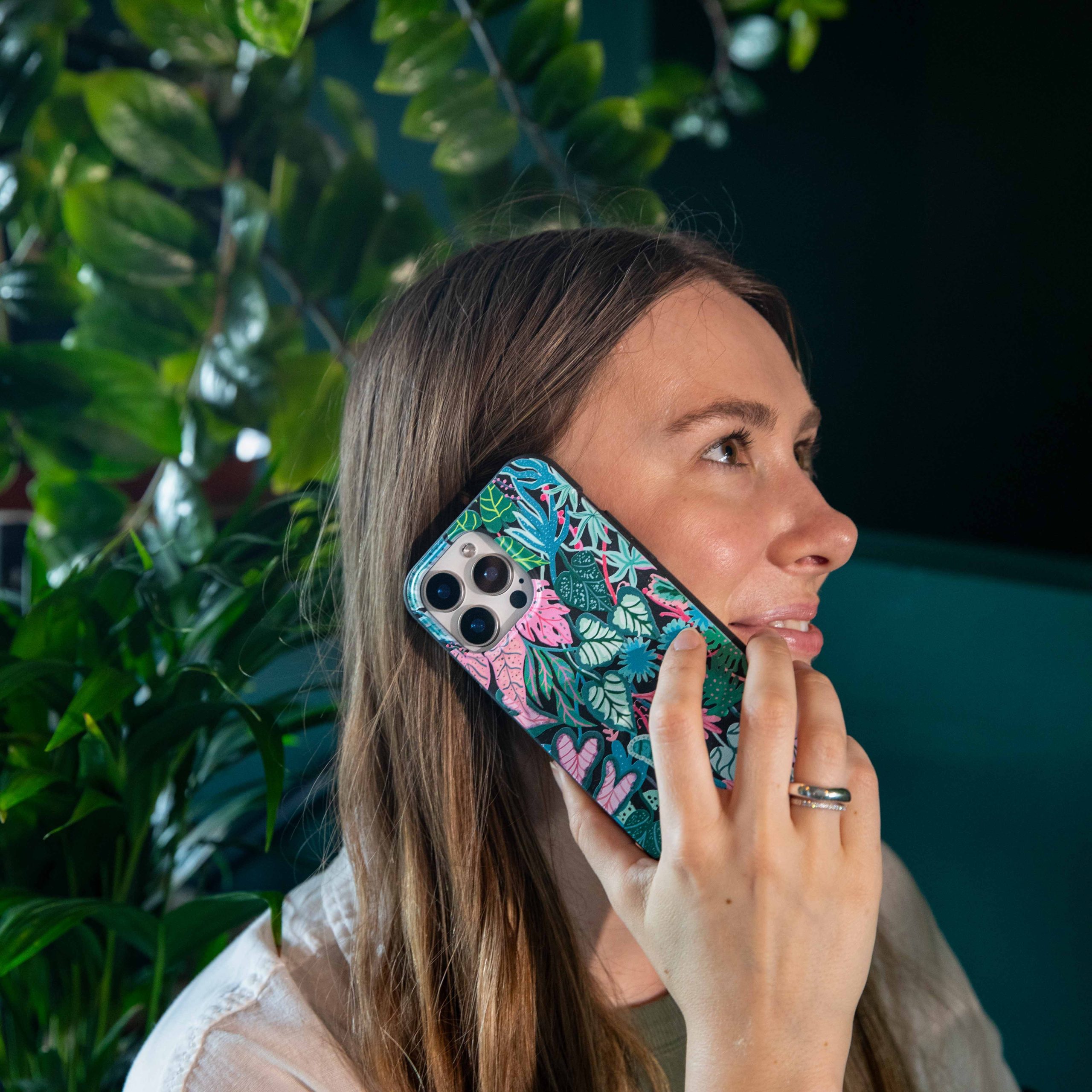 TROPIC-NOIR_S21_Black