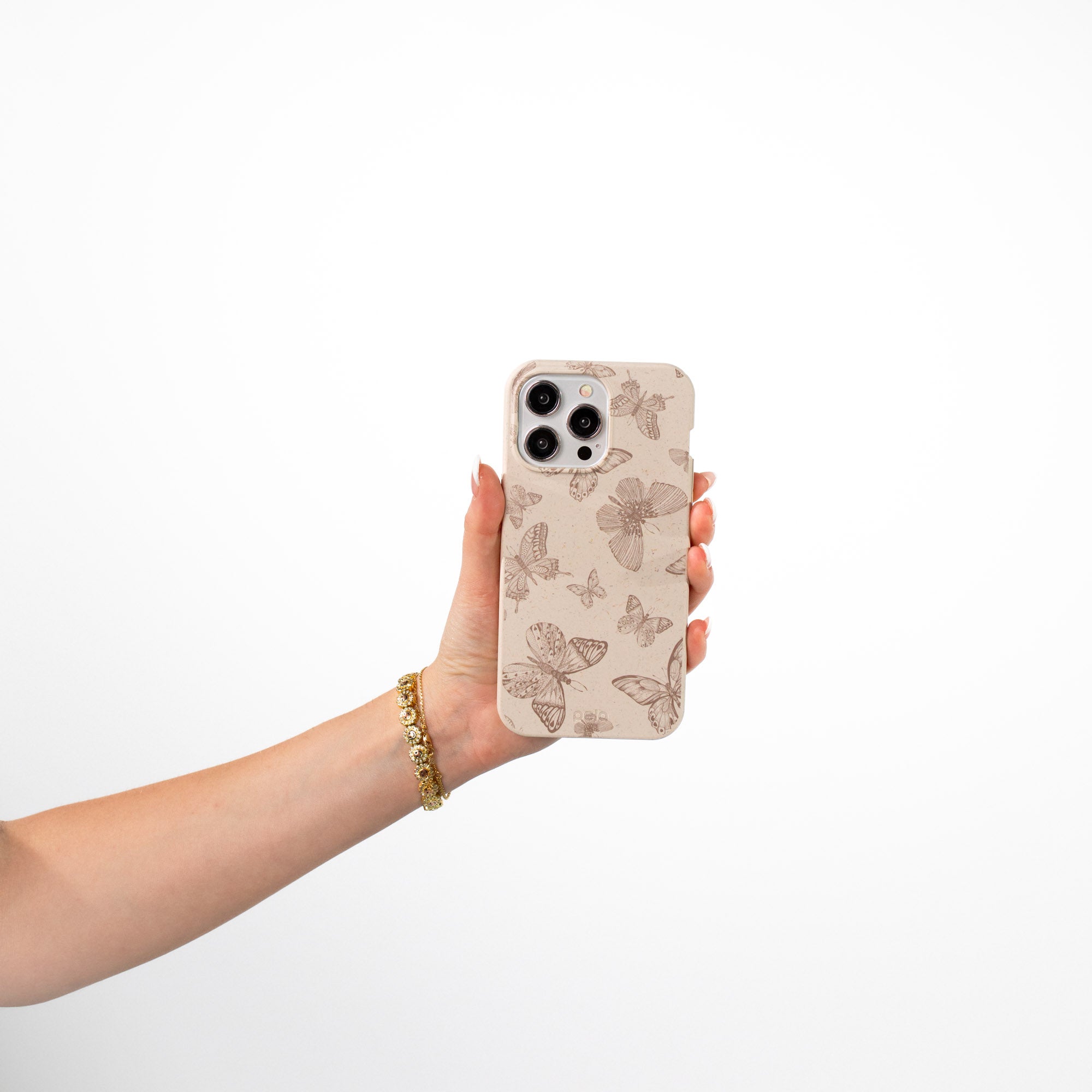 DELICATE-FLUTTERS_IP7_LondonFog