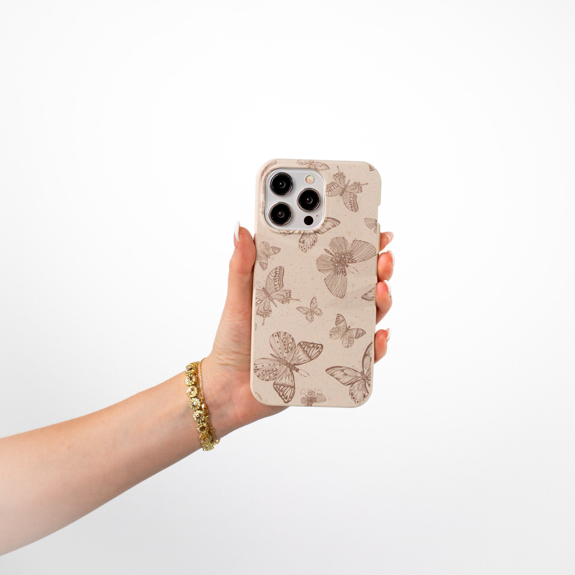 DELICATE-FLUTTERS_IP13_LondonFog