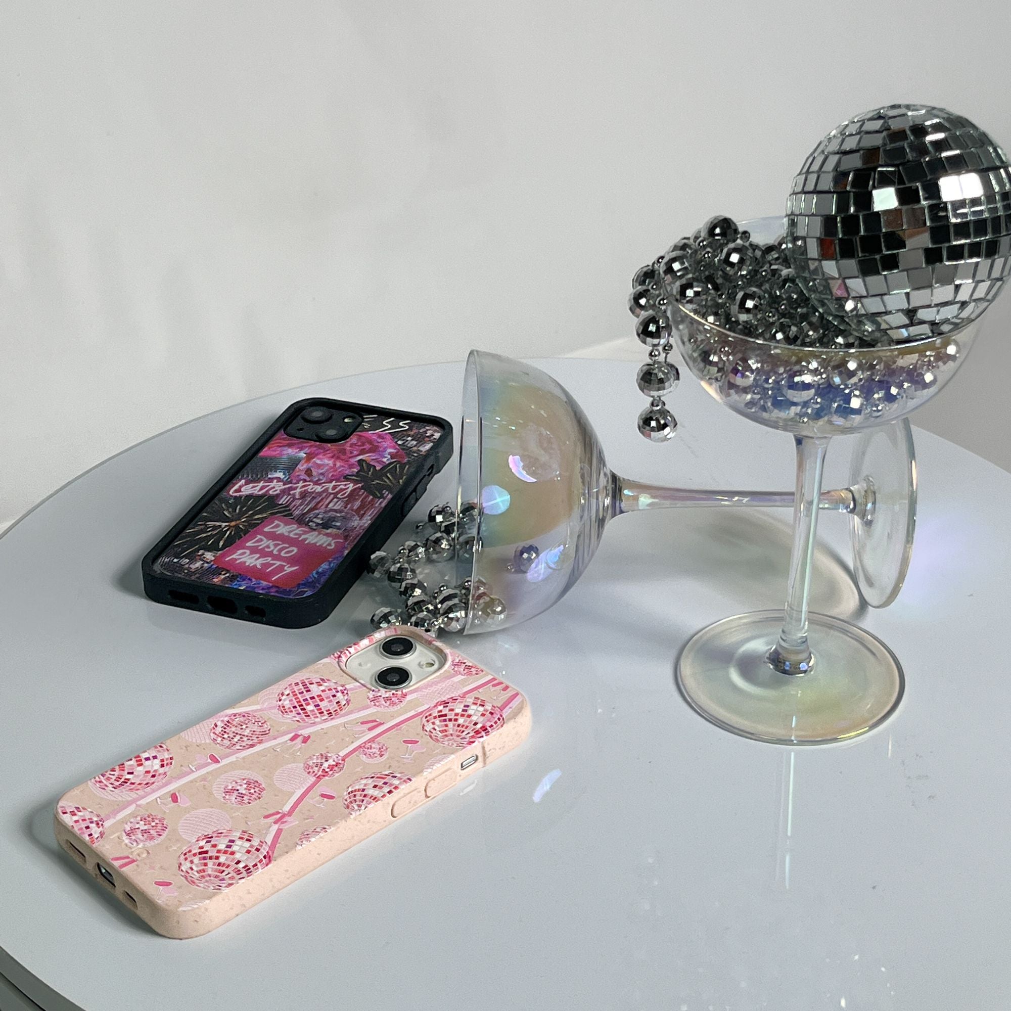 DANCING-LIGHTS_IP7_Seashell