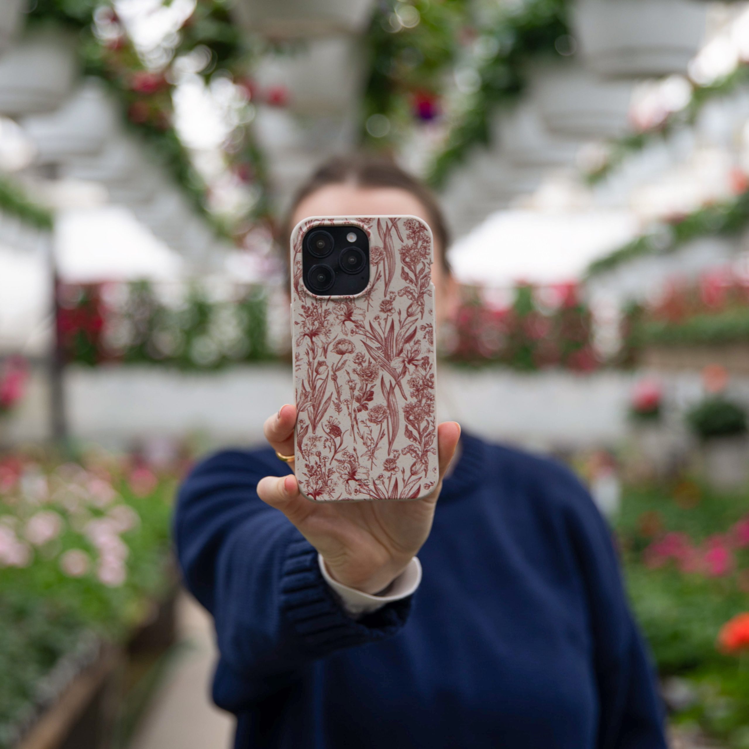 CRIMSON-BOUQUET_S24ULTRA_LondonFog