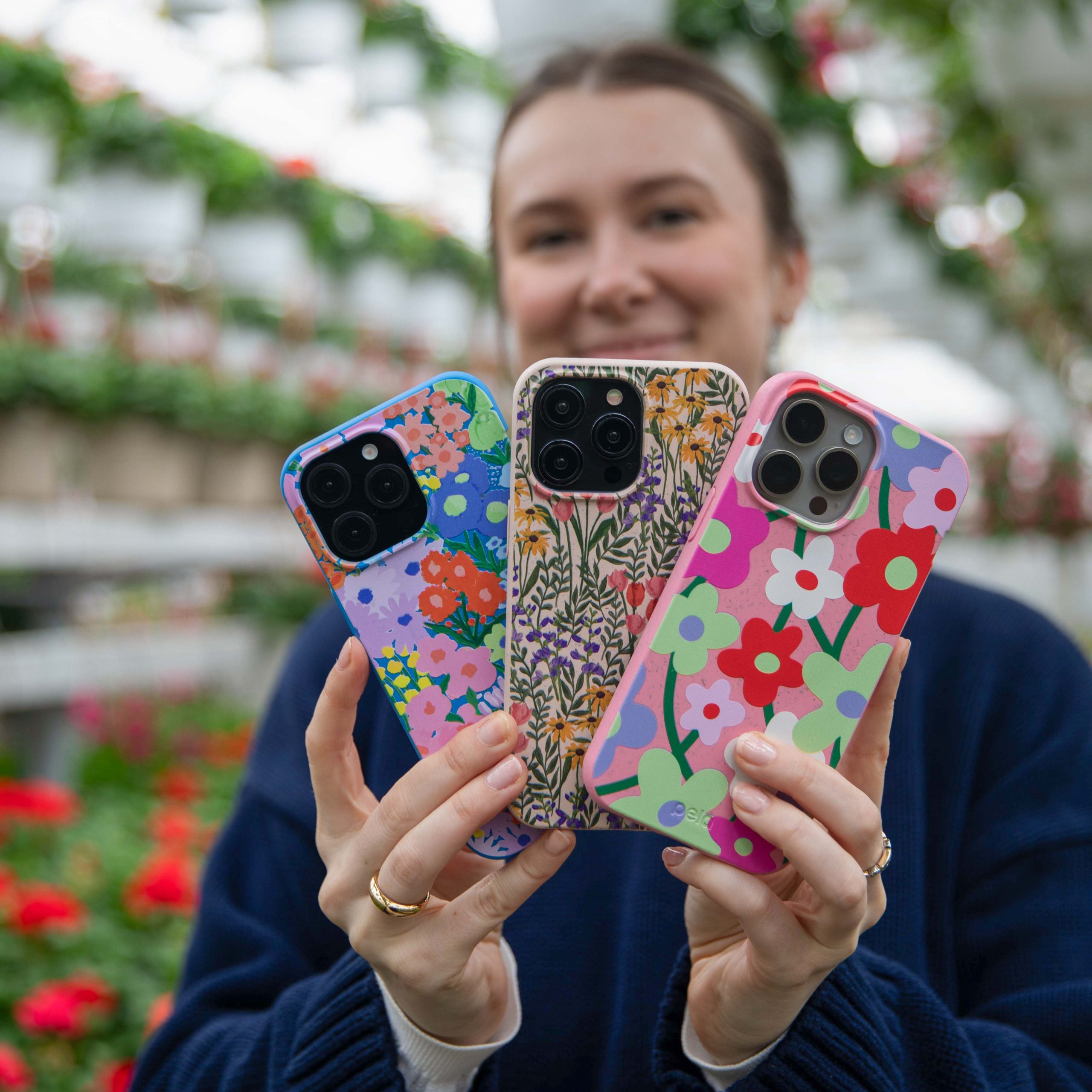 FLOWER-FIELD_IP16_Seashell