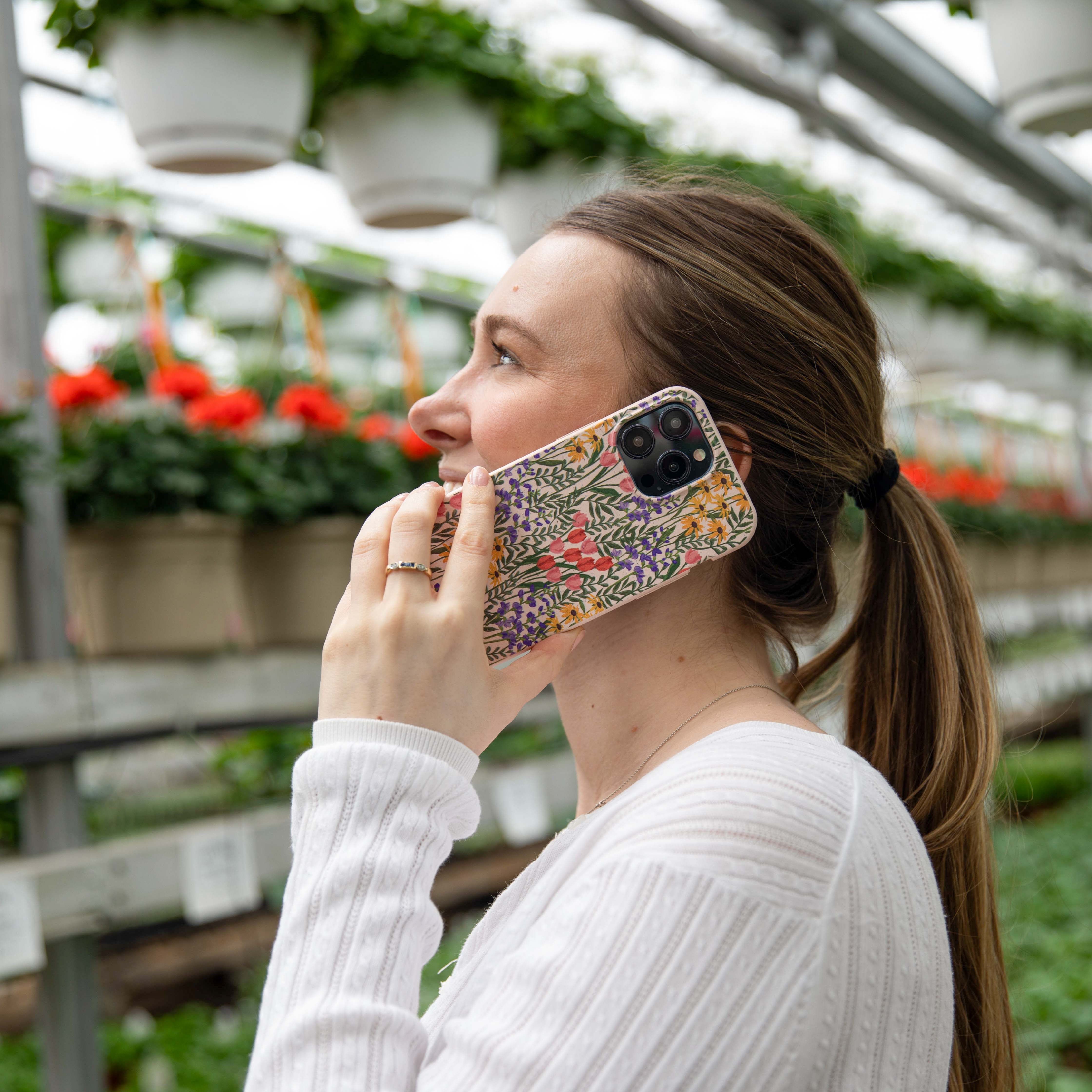 FLOWER-FIELD_IPXR_Seashell