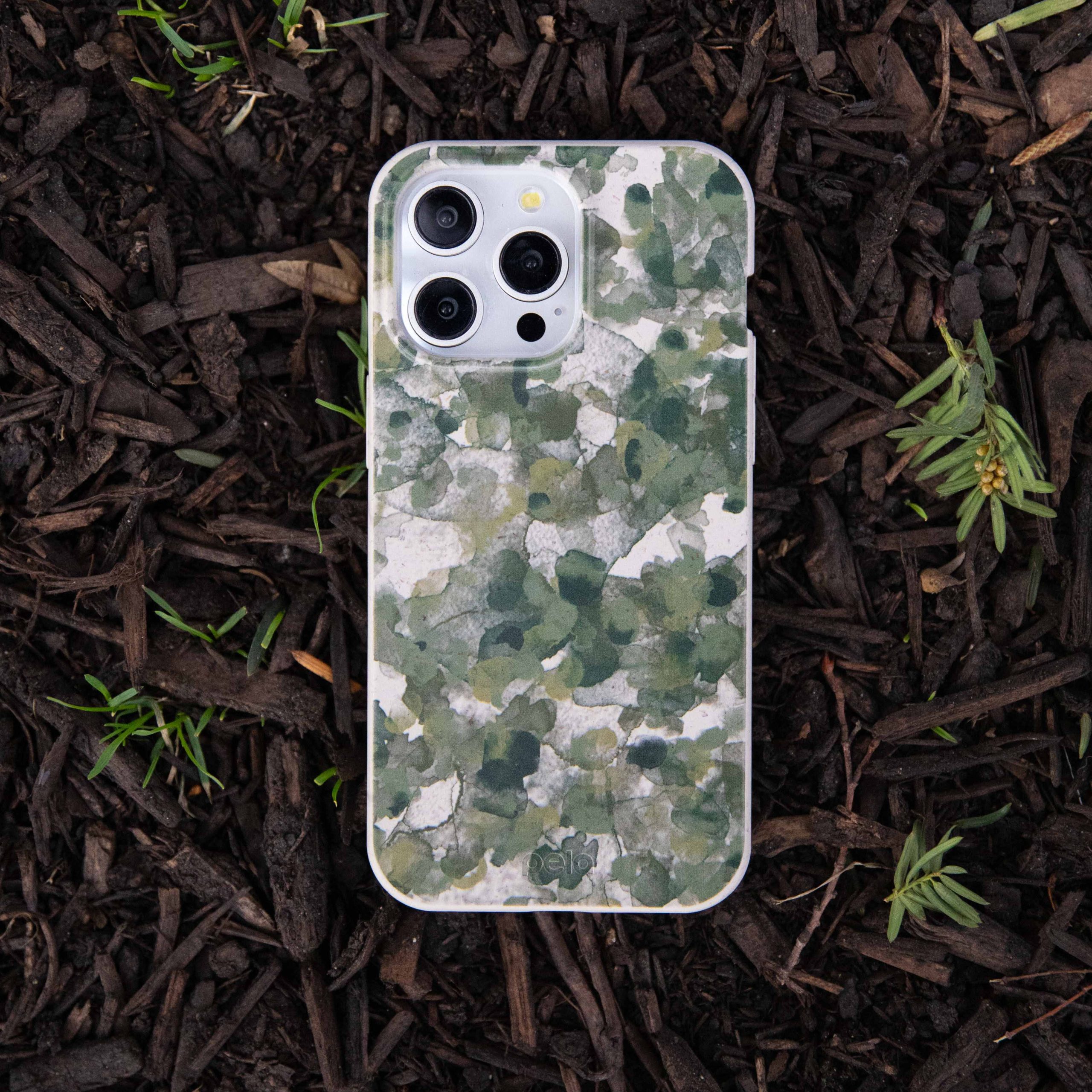 FOLIAGE-CAMO_S24ULTRA_LondonFog