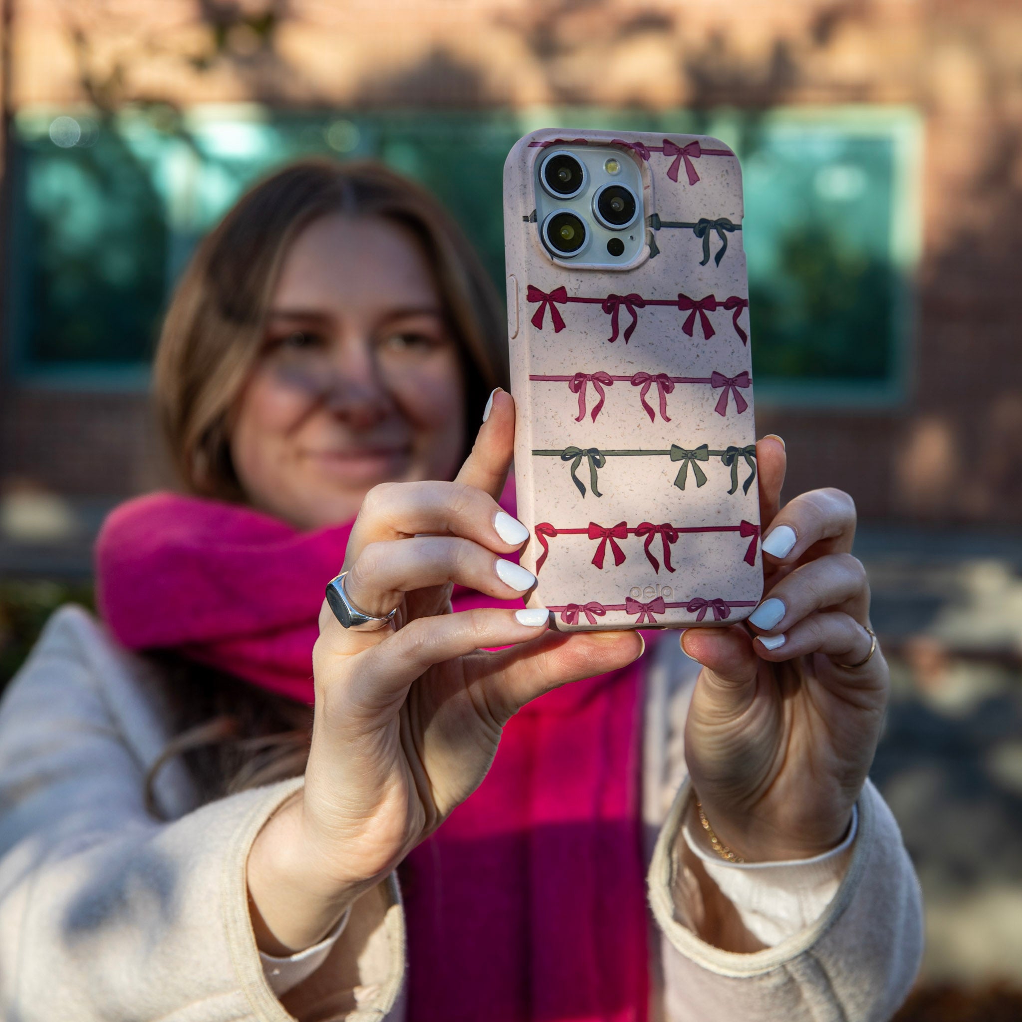 HOLIDAY-BOWS_IP7_Seashell