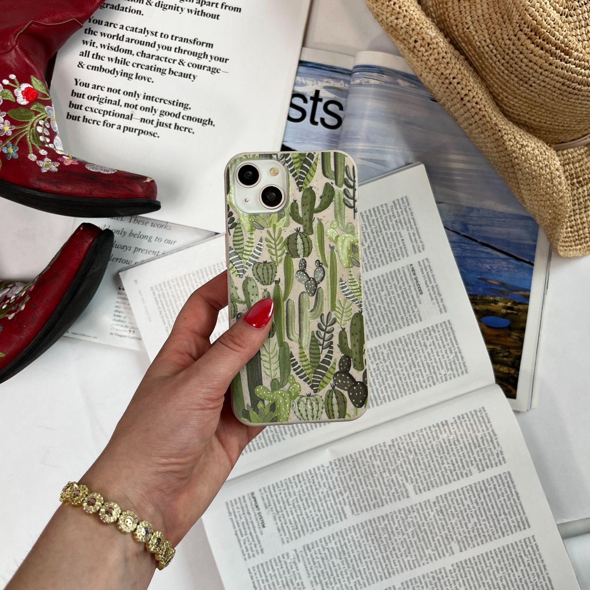 SUCCULENT-CACTI_IPXR_Seashell