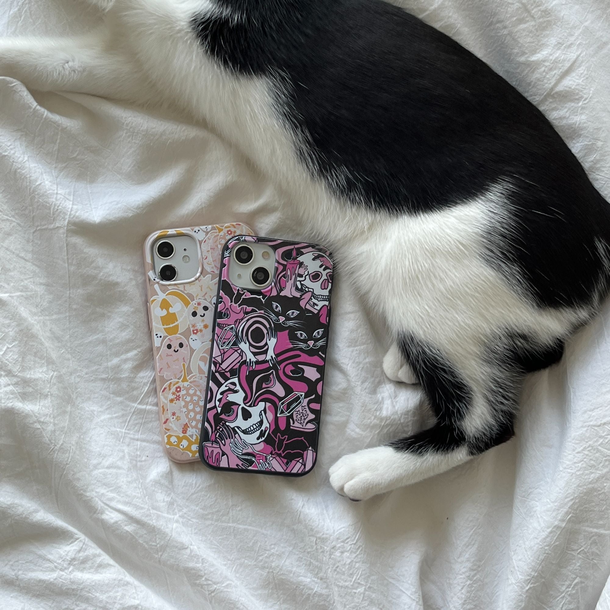 SPELLBOUND-GHOULS_IP7_Black_35f0f030-f9f7-4e4b-9cc4-7a02c8c1df95