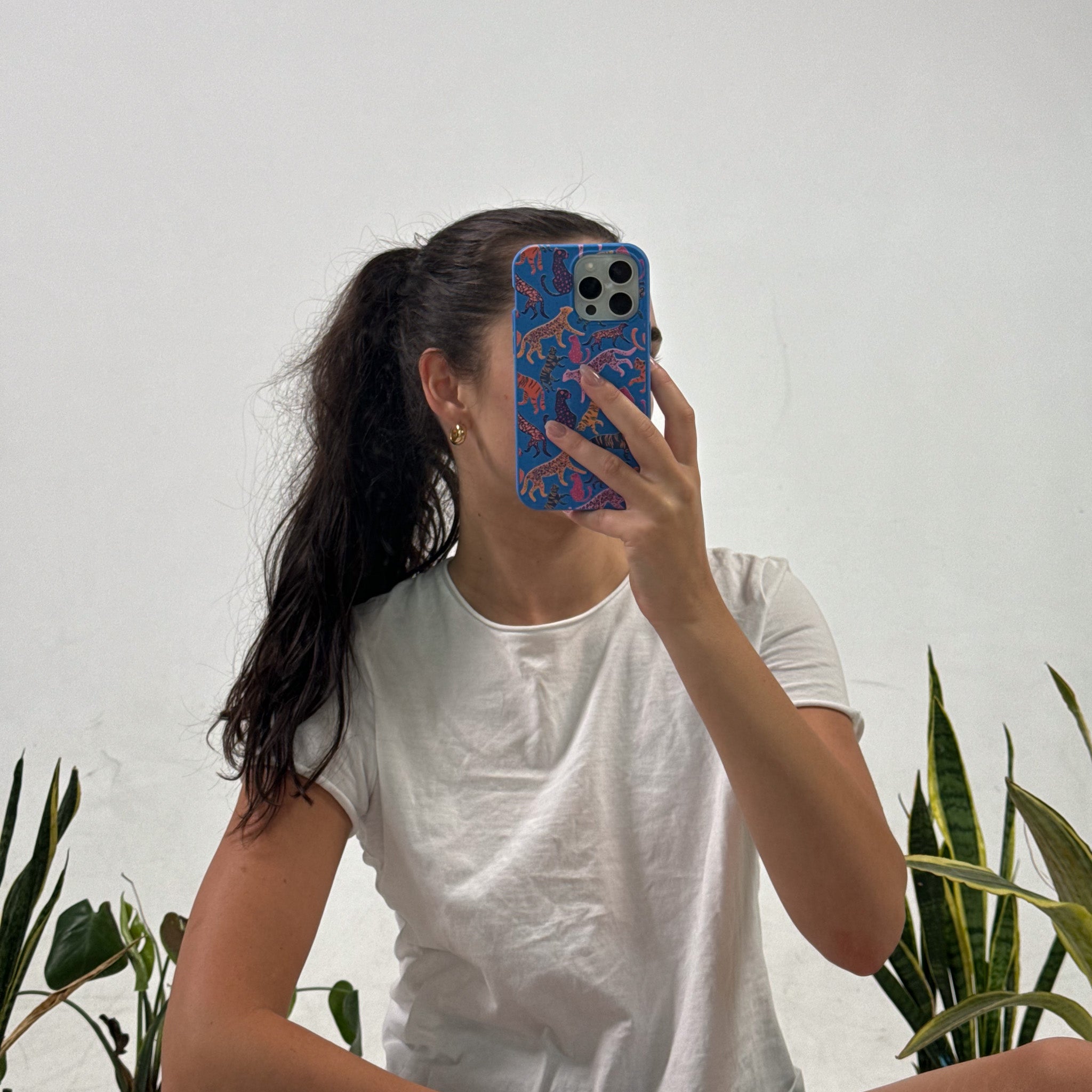 JUNGLE-CAT_IP7_ElectricBlue