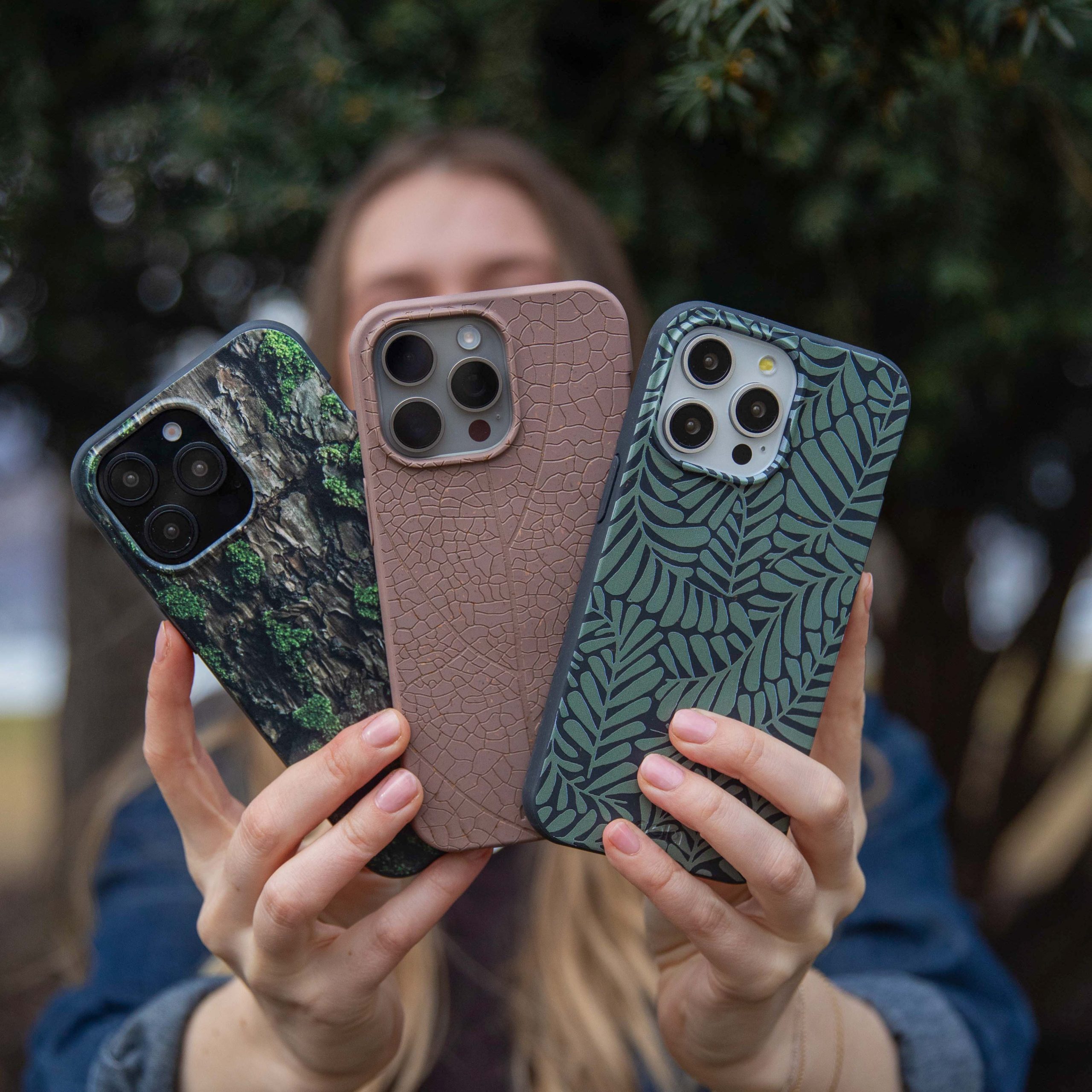 LEAF-VEINS_IP11P_ChocolateBrown