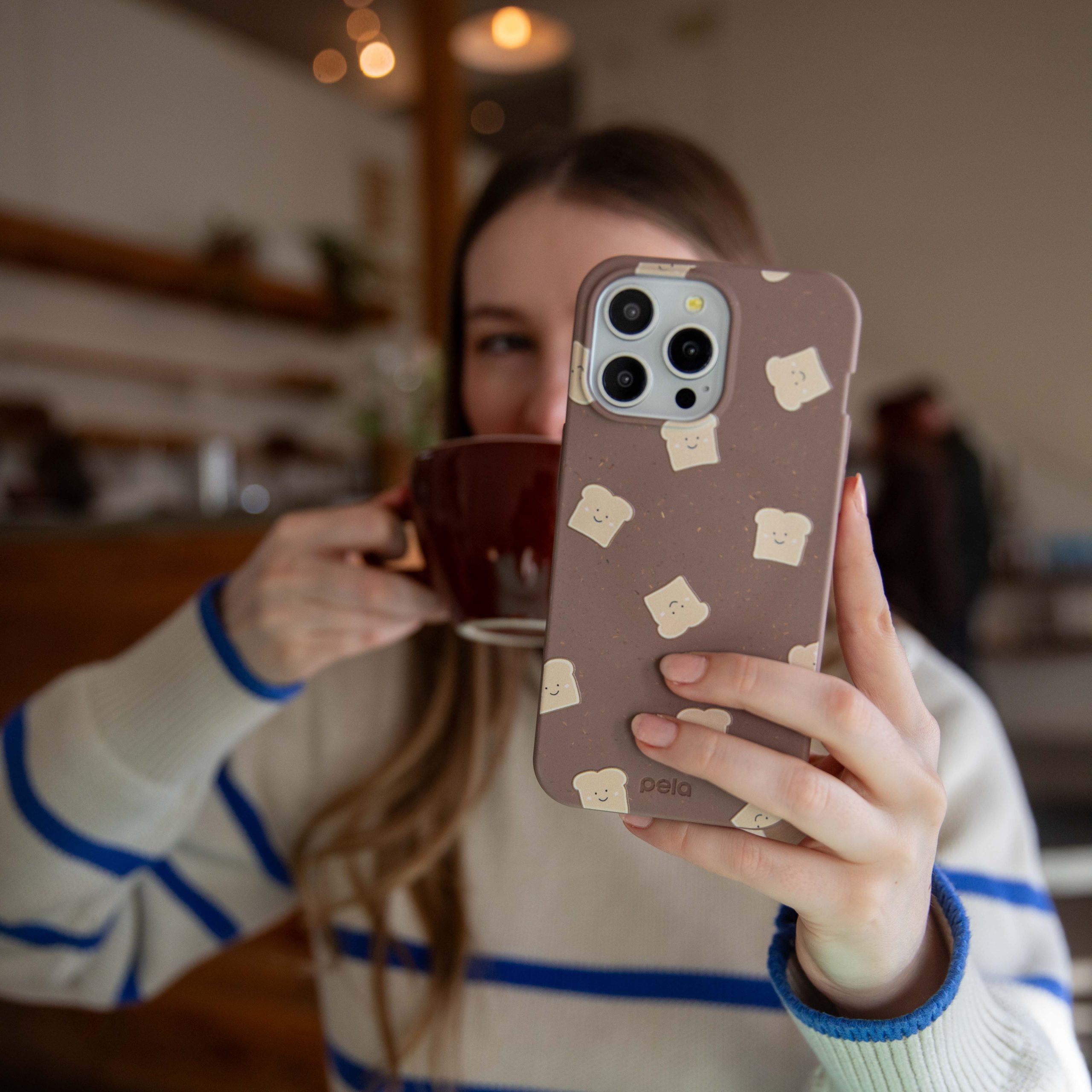 MINI-TOAST_IP7_ChocolateBrown