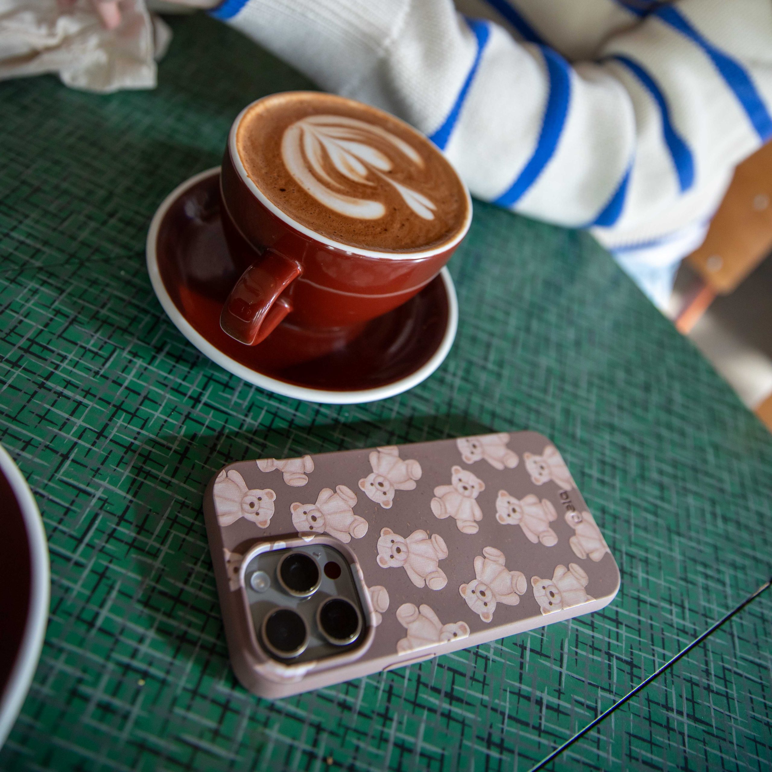 TEDDY-LOVE_S24ULTRA_ChocolateBrown