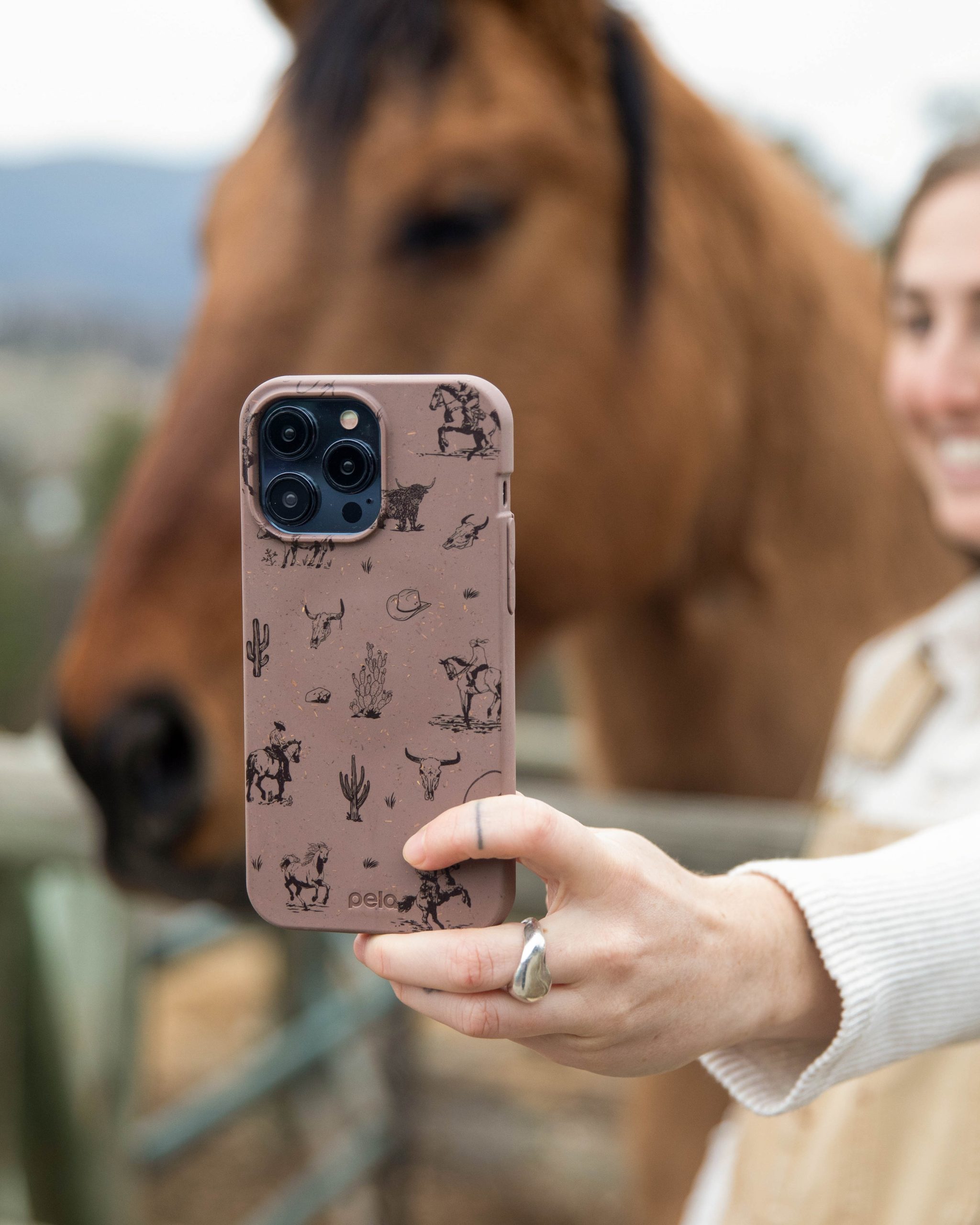 WILD-FRONTIER_IP15P_ChocolateBrown