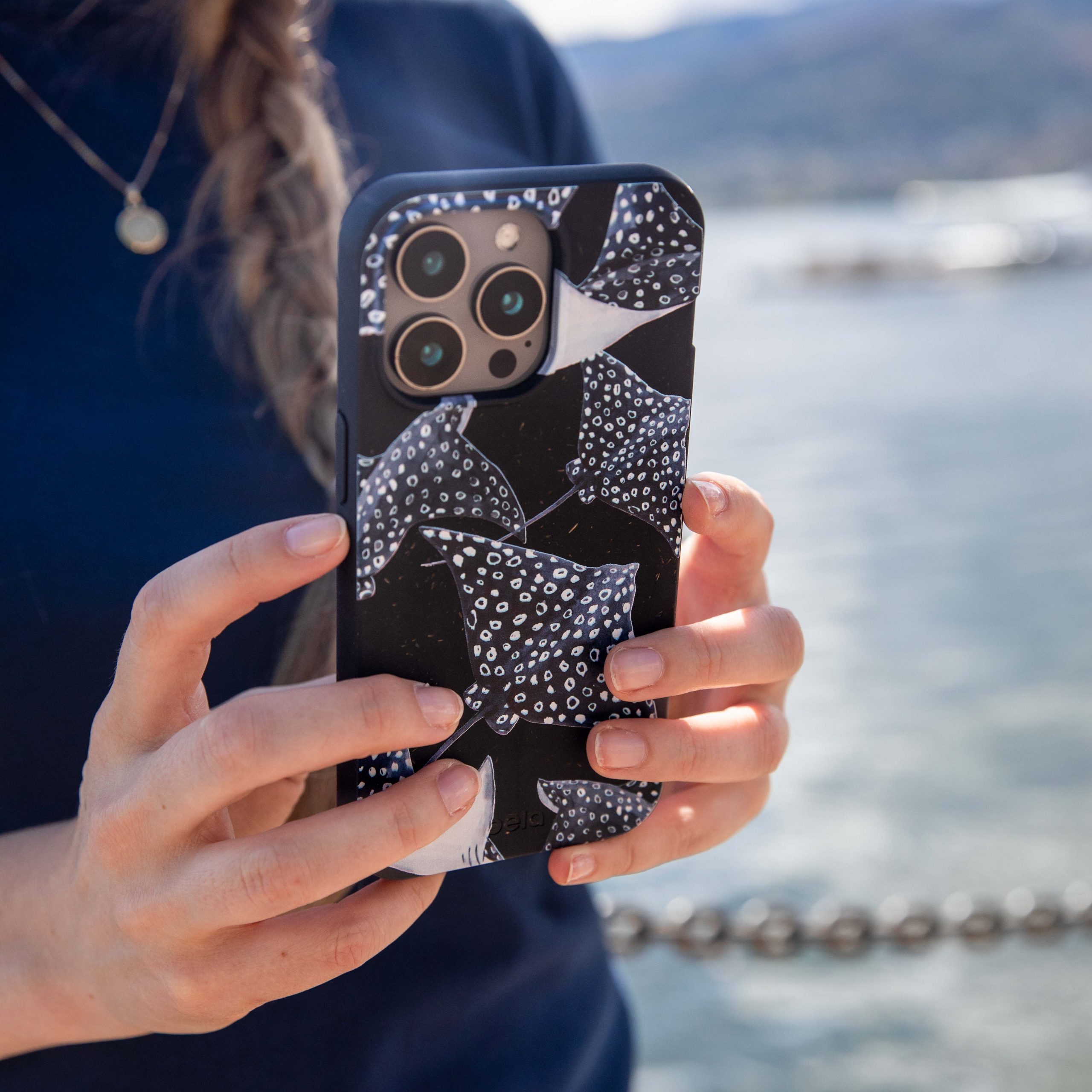 MIDNIGHT-RAYS_S24_Black