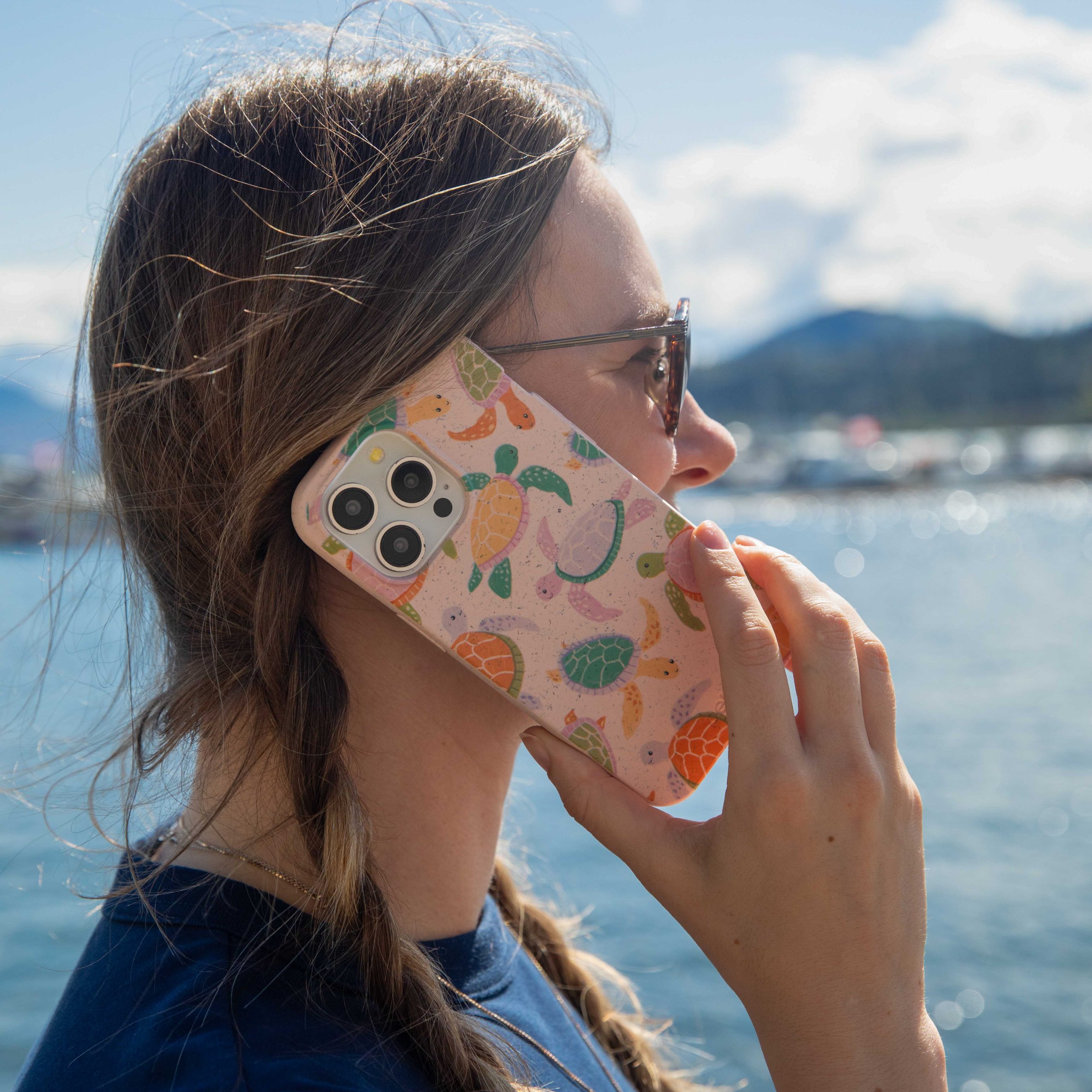 SEA-TURTLE-PARTY_IP12MINI_Seashell